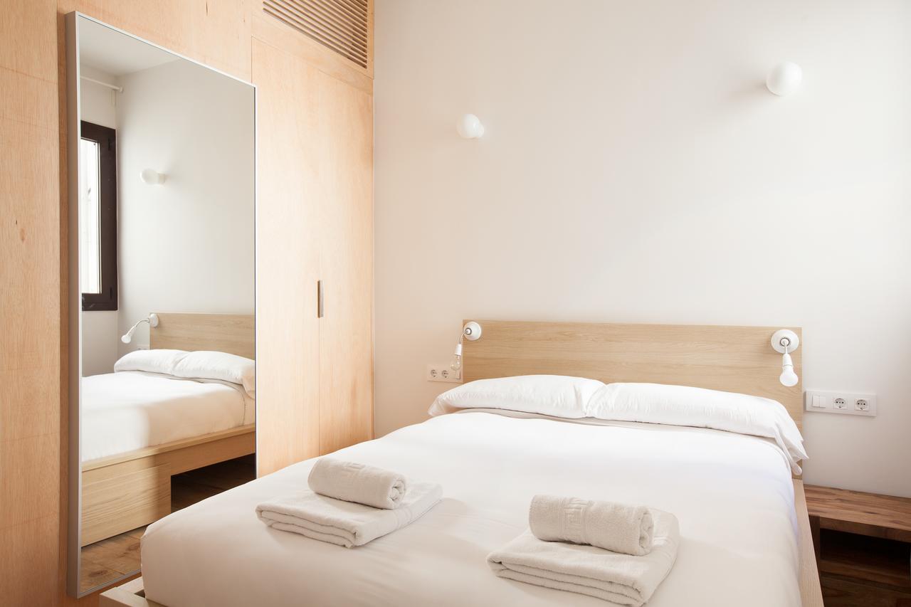 Apartment Pere Iv - New & Modern Close To
