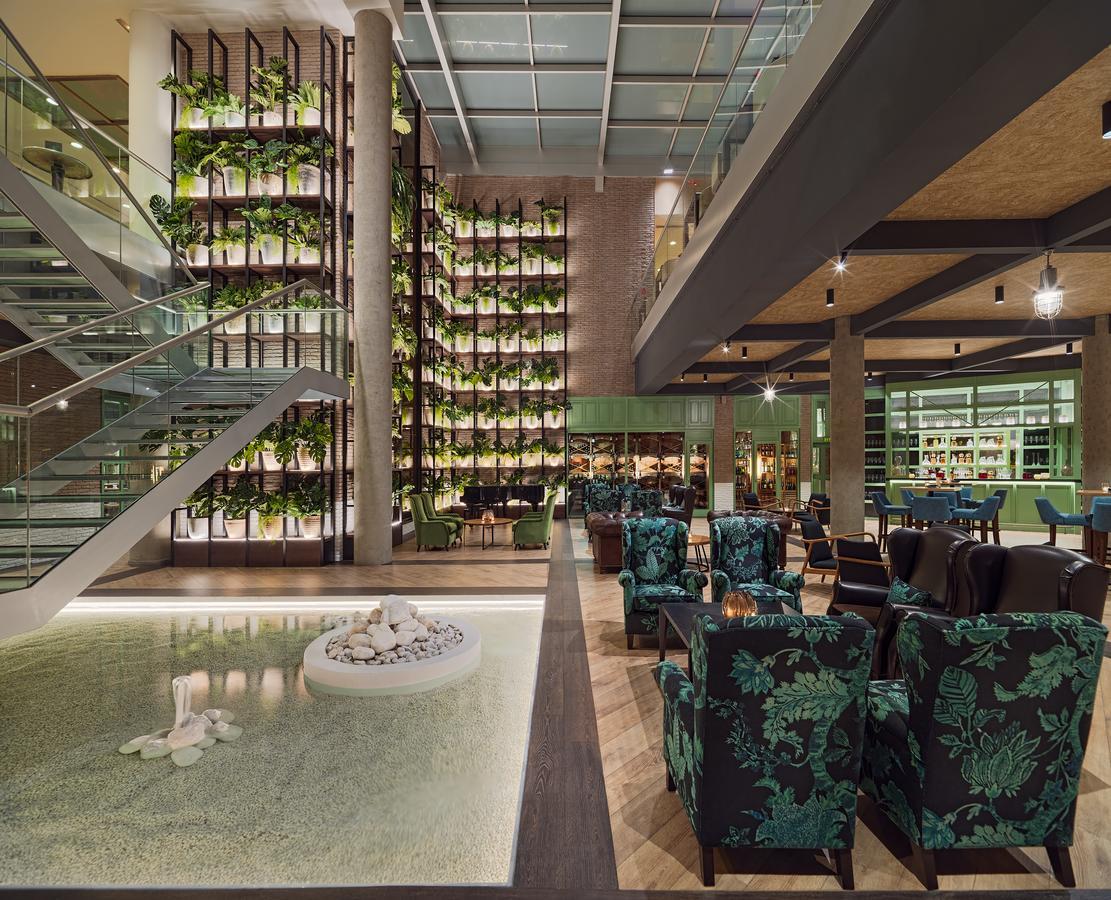 H10 Marina Hotel 4*