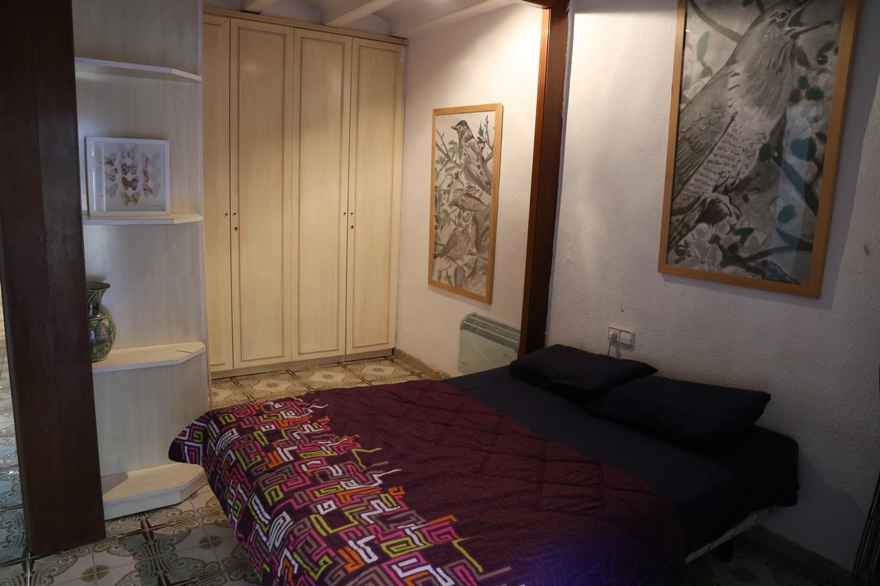 Budget Apartment *