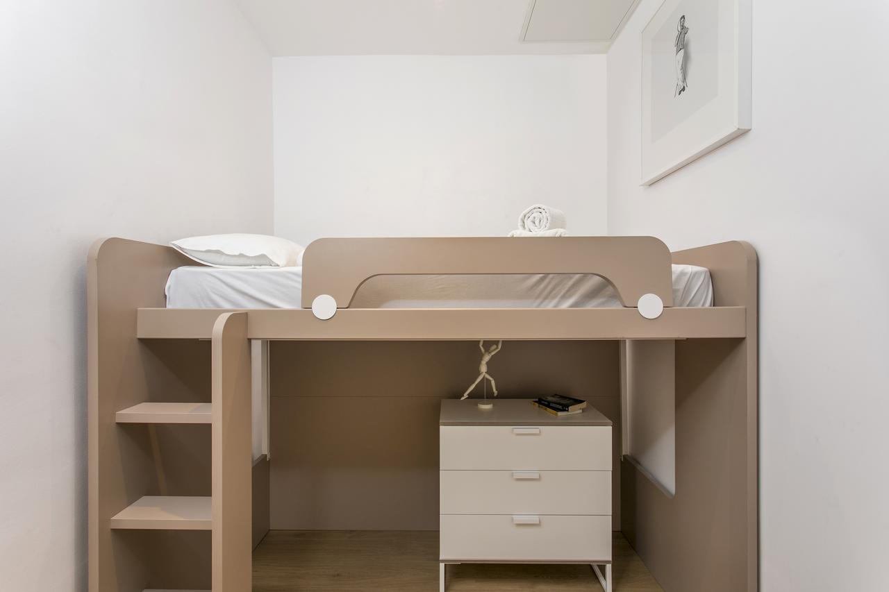 Gracia Blue Suites *