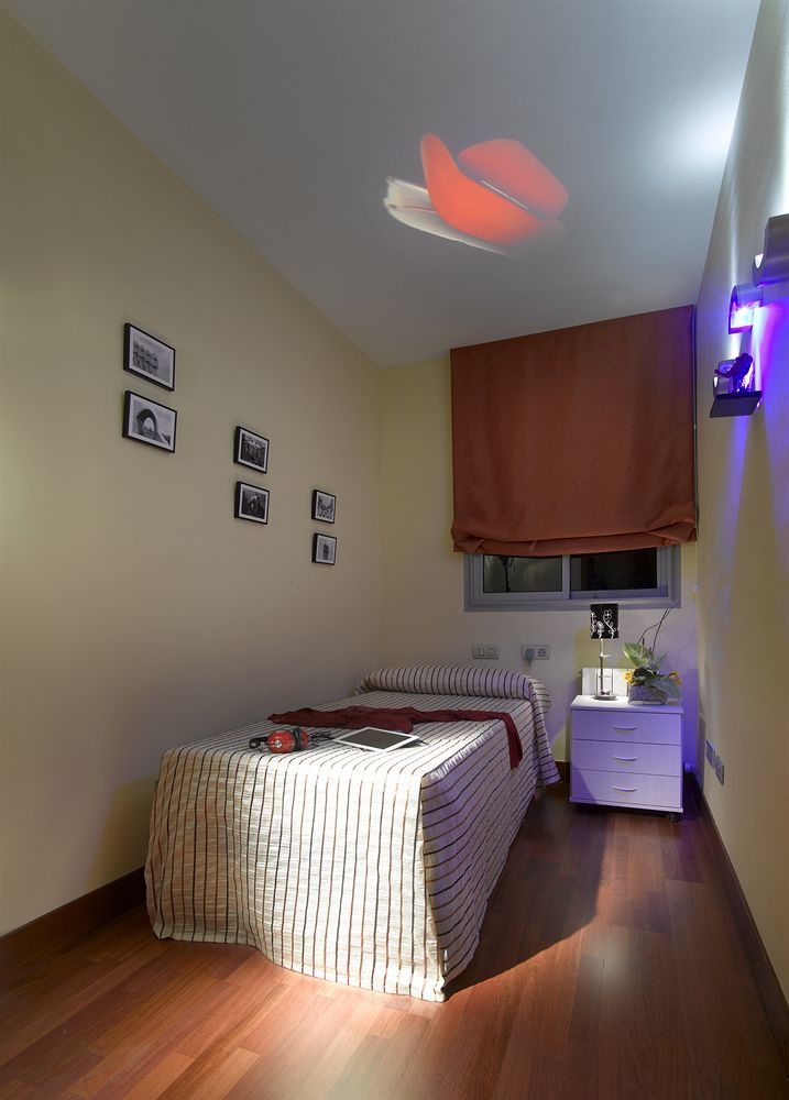 Aparthotel Castro Exclusive Residences Sagrada Familia 5*