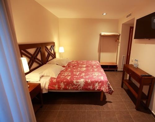 La Ciudadela Hotel *