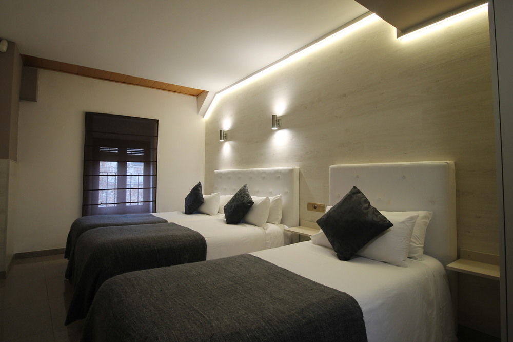 Rambla108 Aparthotel