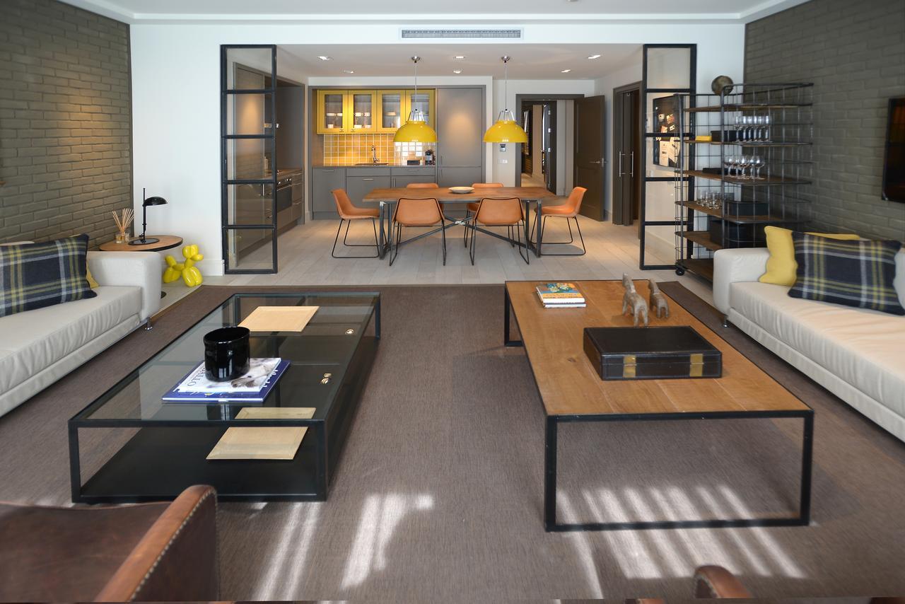Midtown Apartment *