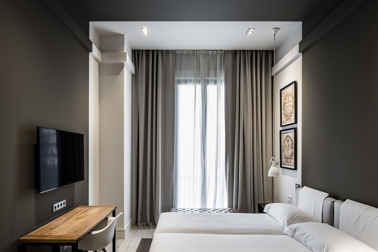 Midtown Apartment