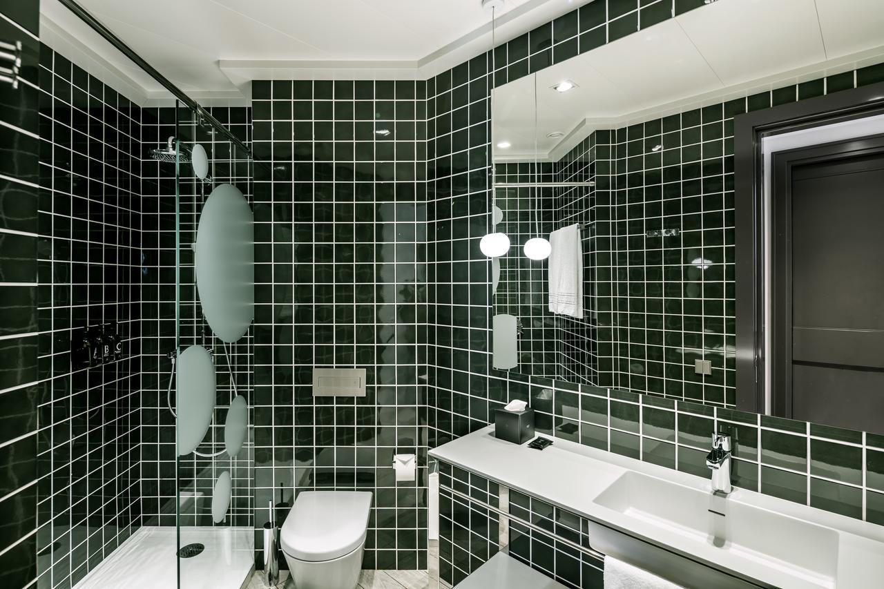 Midtown Apartment