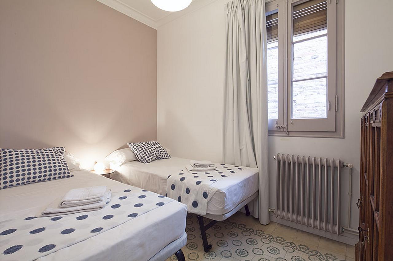 Appartement And Spacious Family Barcelona