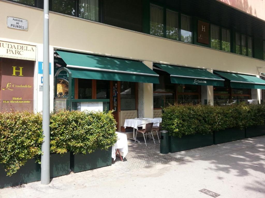 La Ciudadela Hotel *