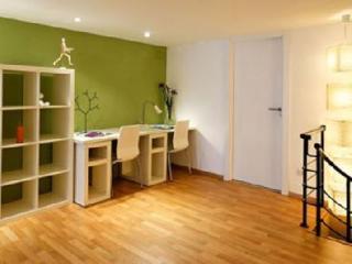 Inside Sants Apartment