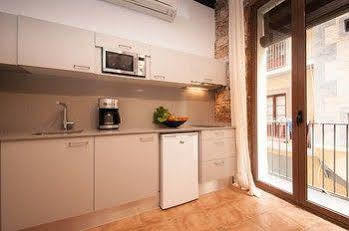 Borne Decimononico 4* Barcelone