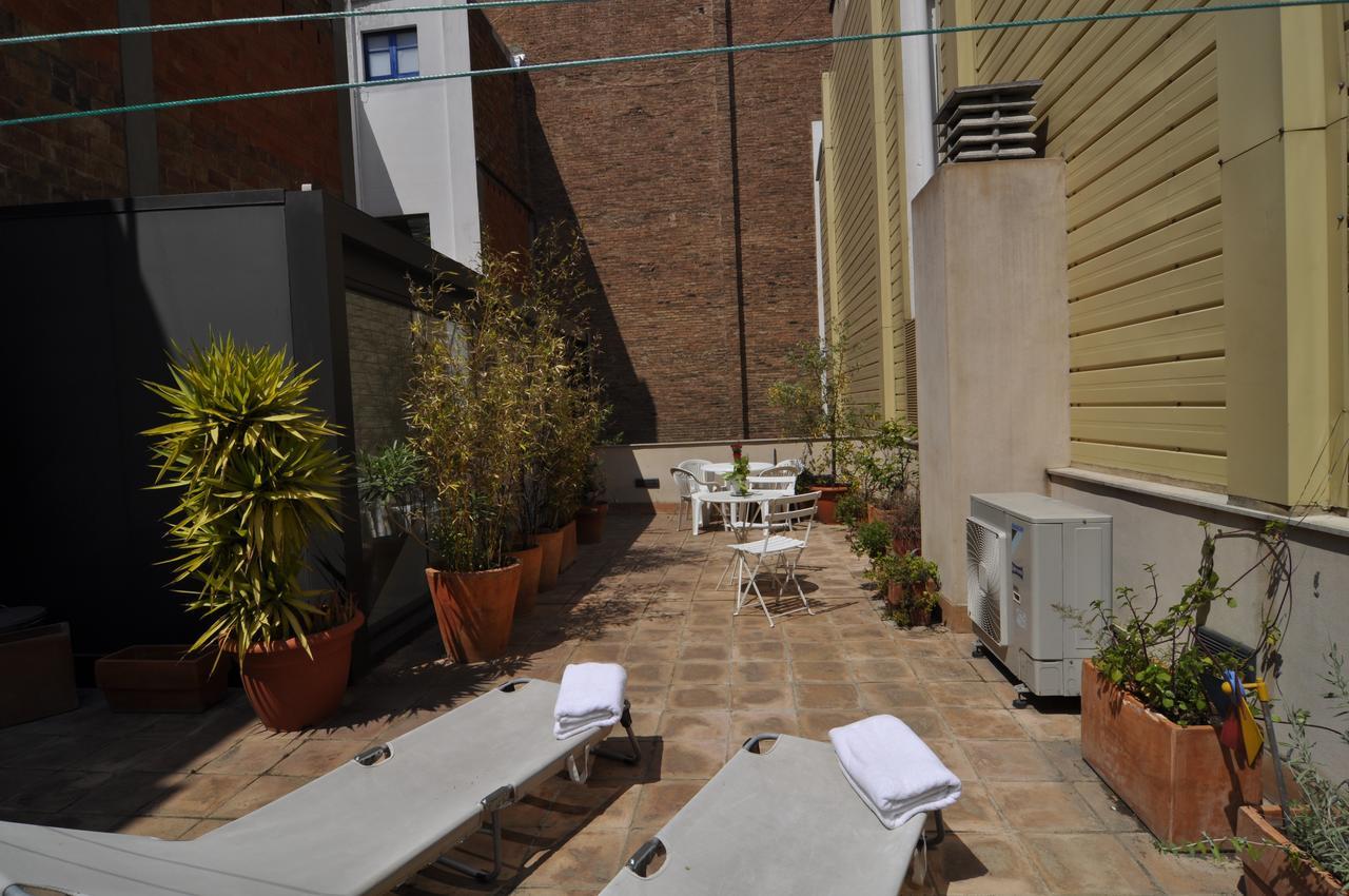 Rentbcn Gracia Deluxe Apartment *