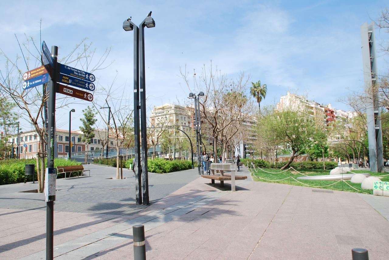 Casita Amarilla Barcelone