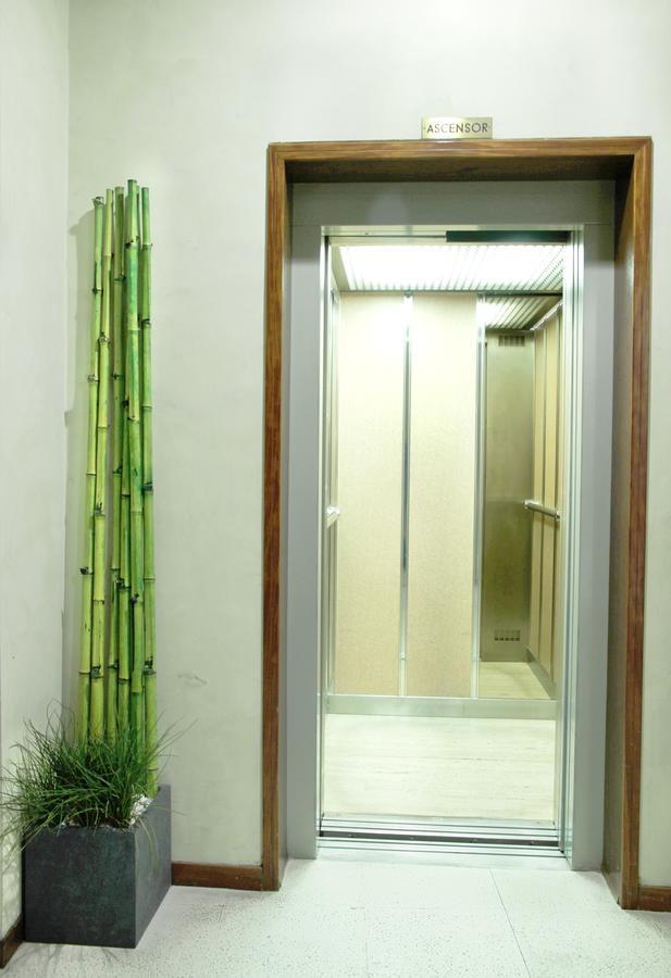 Aparthotel Dv *