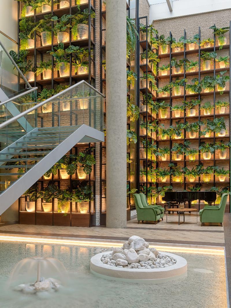 Hotel H10 Marina 4*