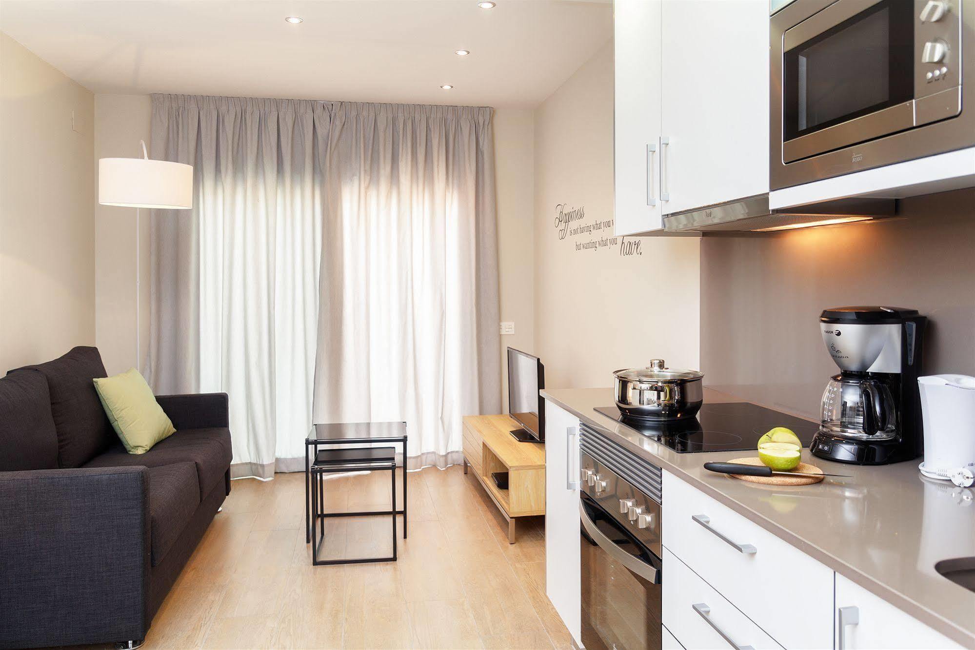 Appartement Feelathome Plaza *