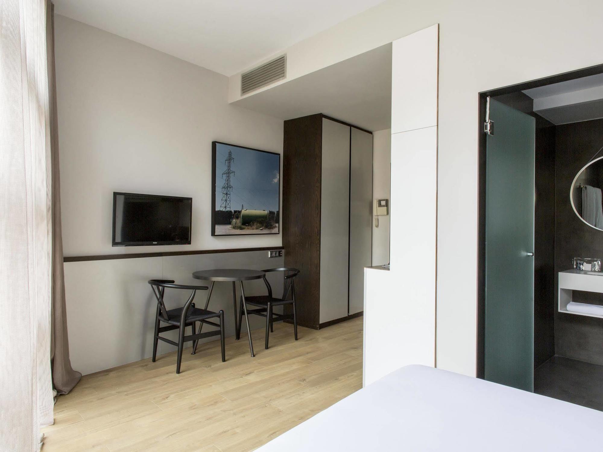 Allada 3* Aparthotel Barcelona