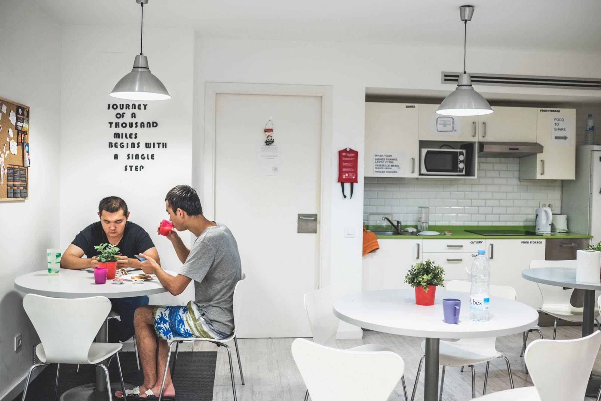 Hostel Rocket Gracia