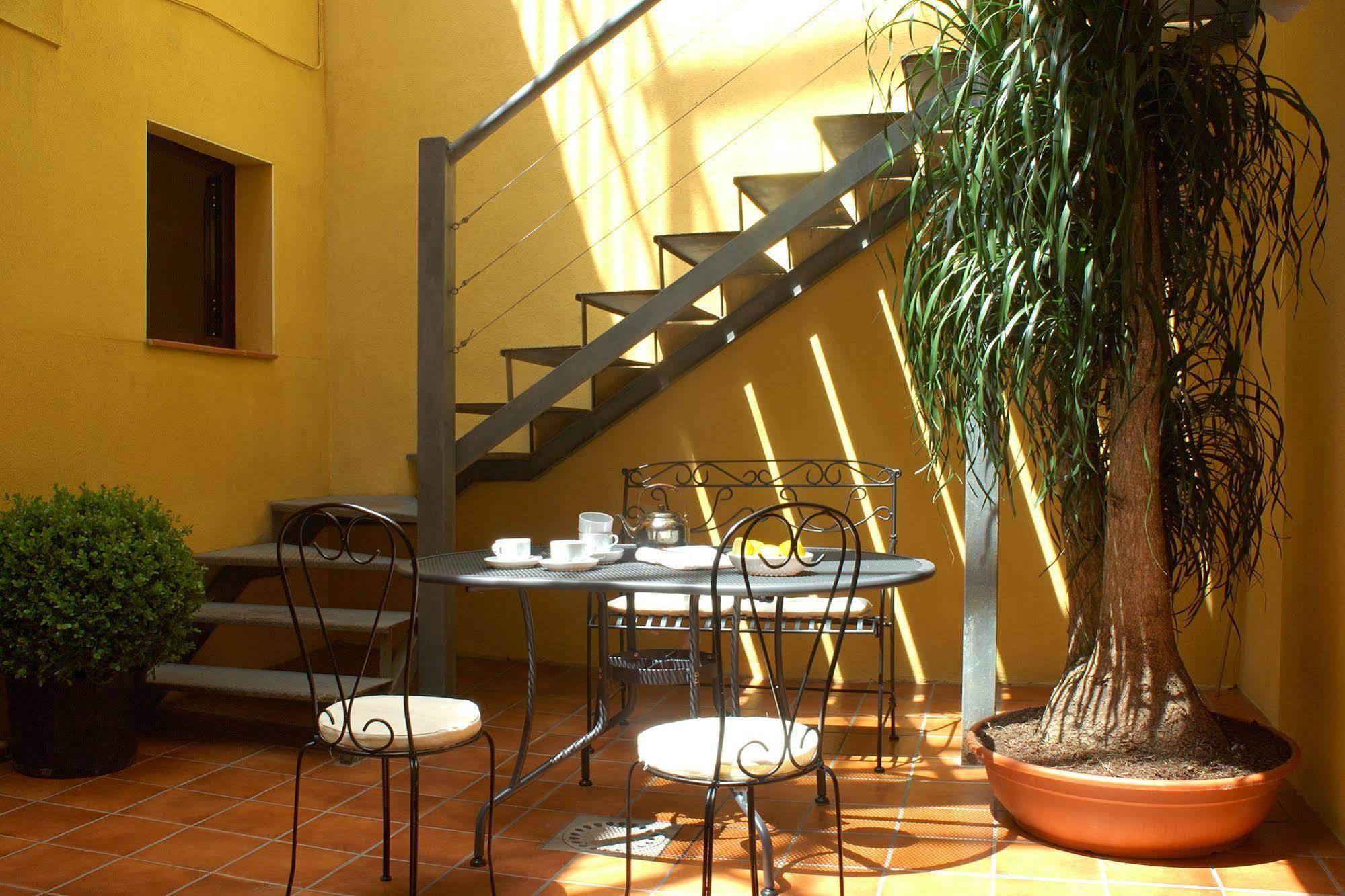 Ainb Las Ramblas-guardia Apartment *