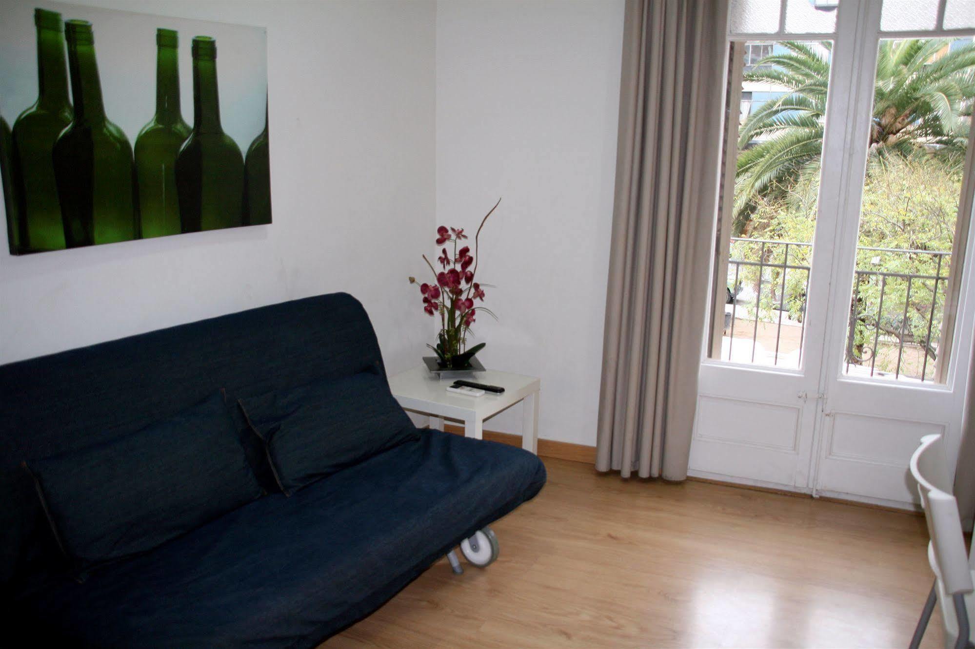 Aparthotel Bcnstop Parc Gueell