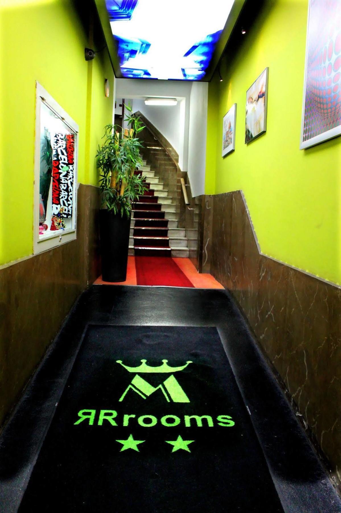 Raval Botella Private Hostel