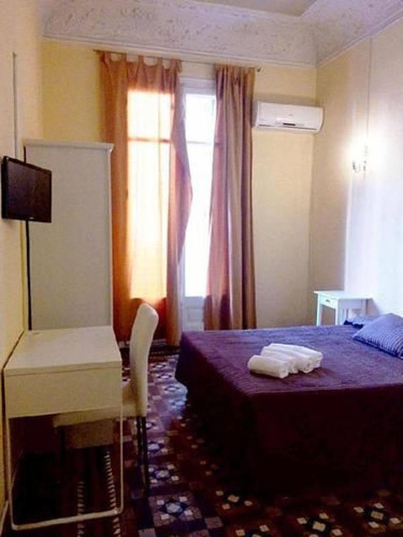 Balmes Centro Guest house 2*