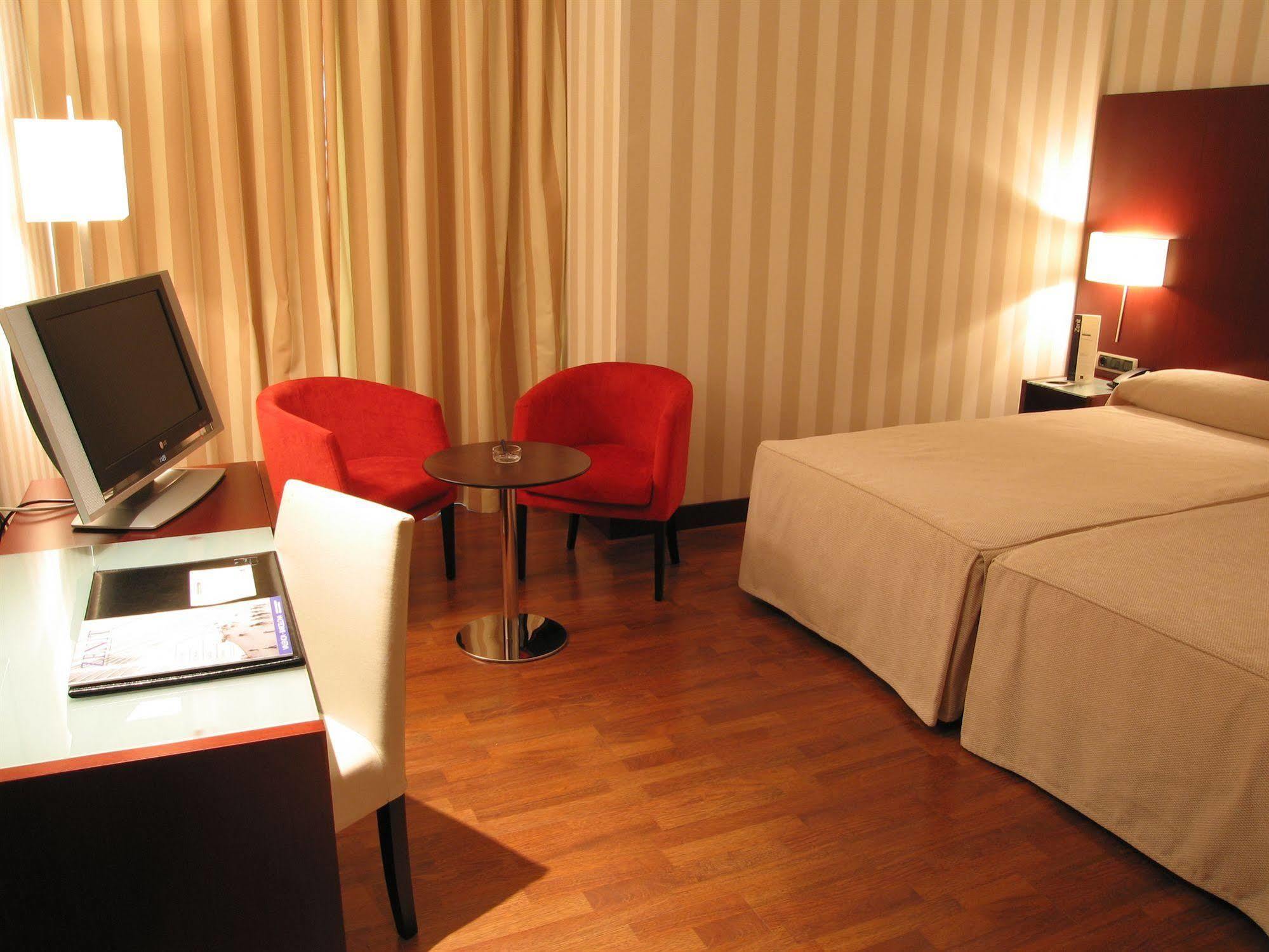 Zenit Borrell Hotel 4*