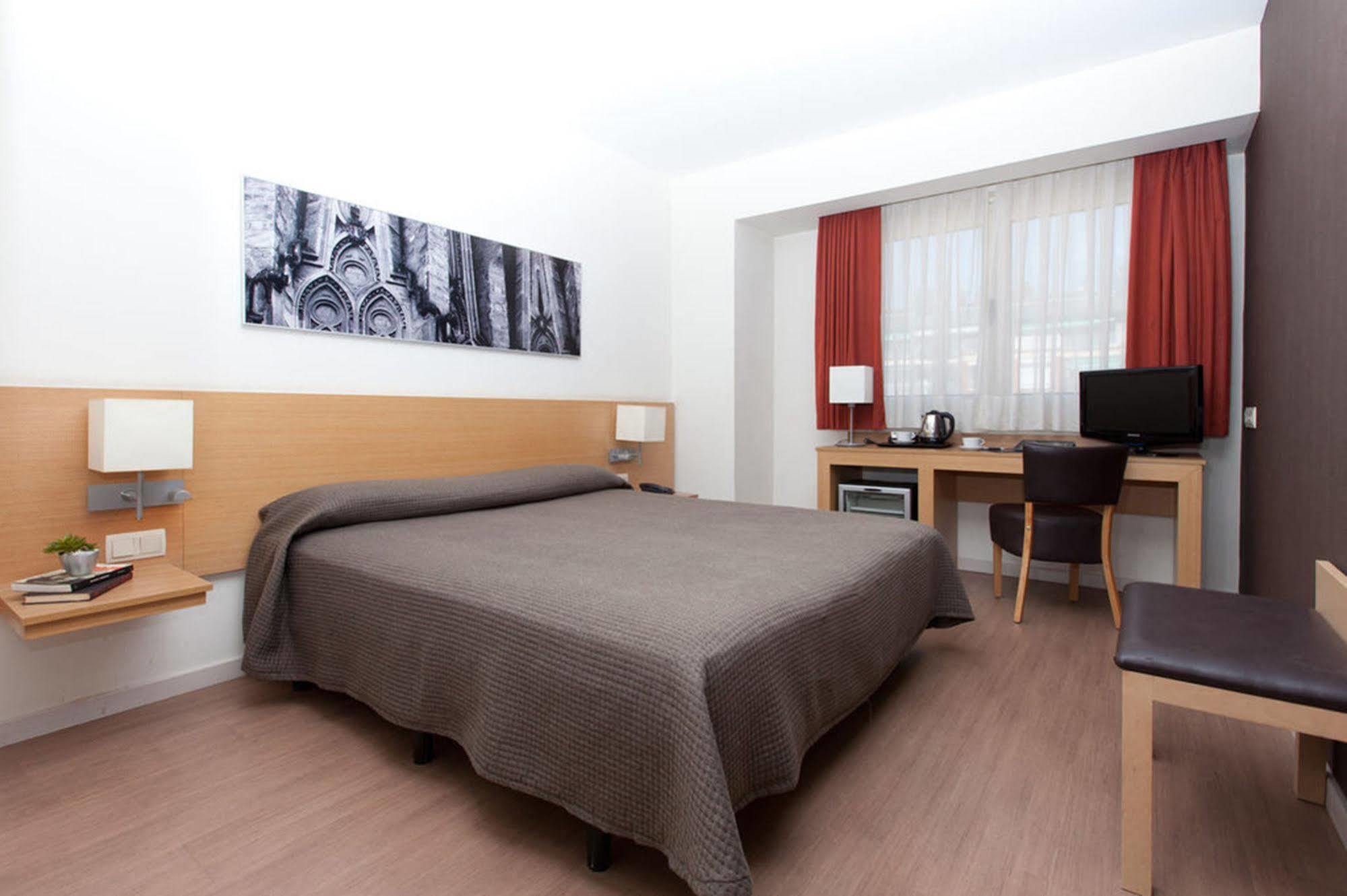 Sagrada Familia Hotel