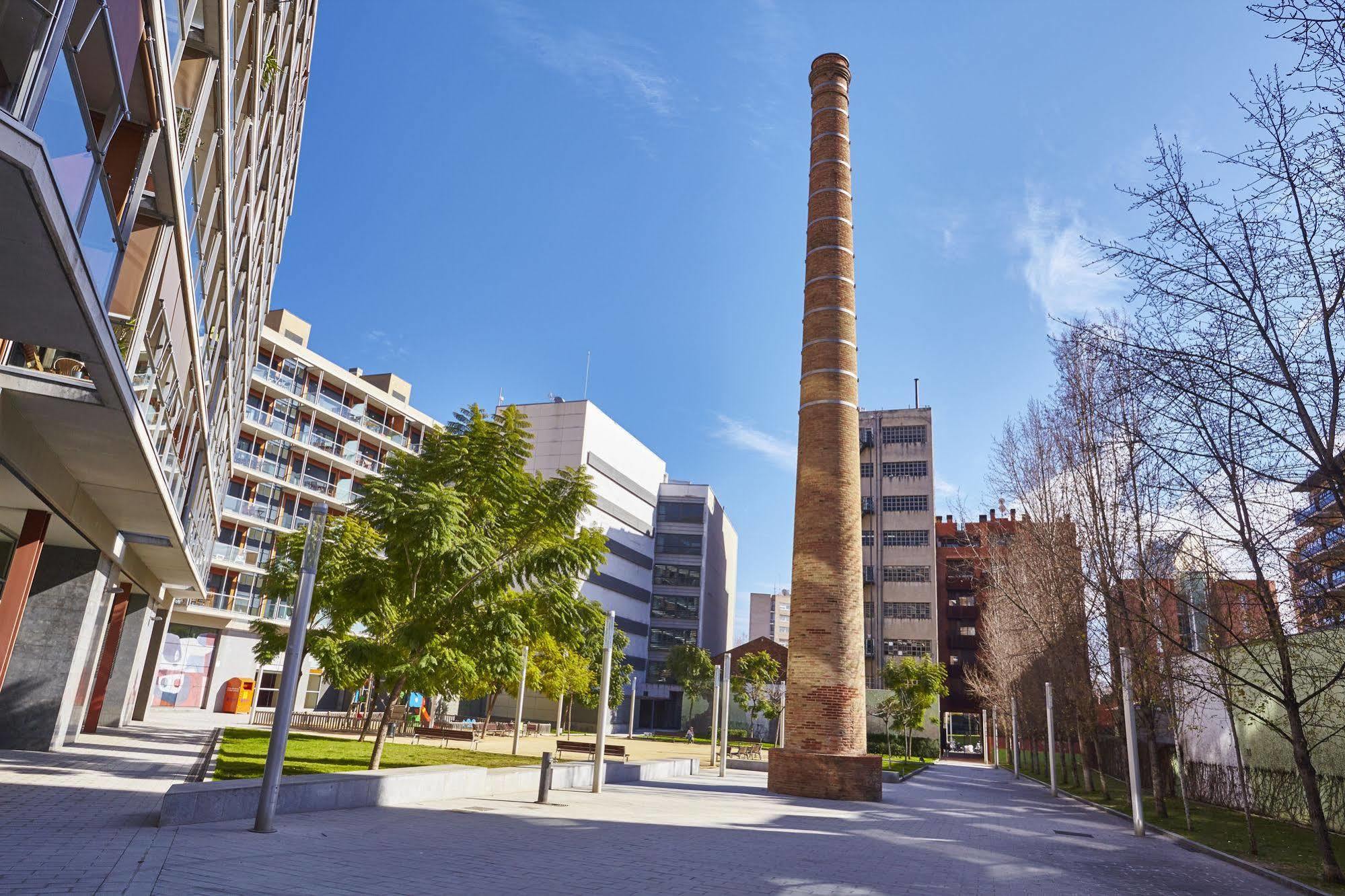 Apartment The Lonely Chimney Barcelona