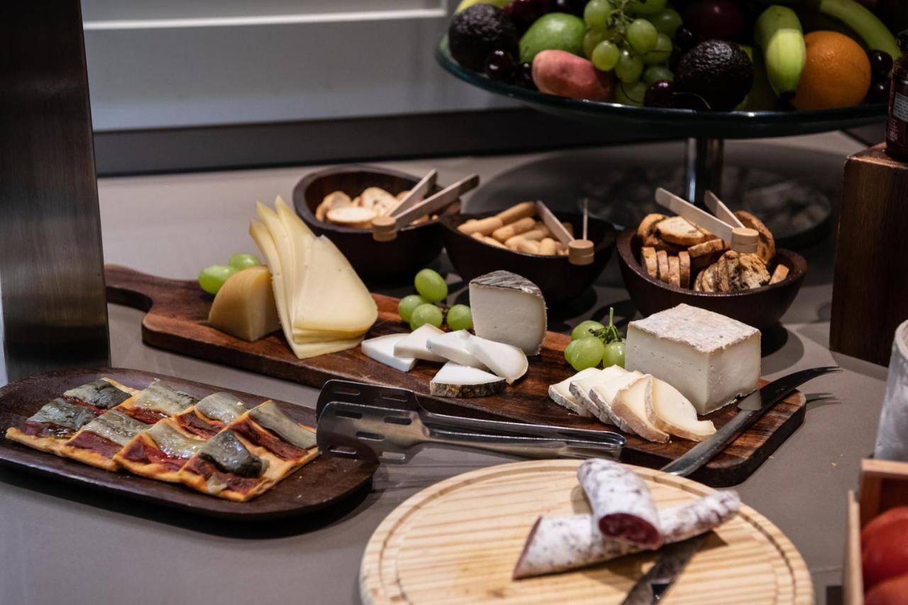 Hotel Catalonia Square 4* Sup 4*