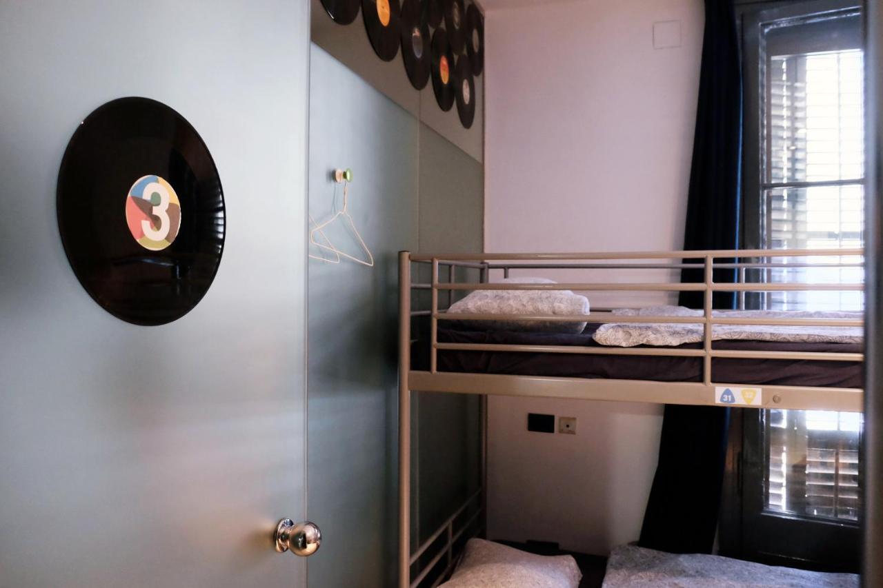 Hostal Alternative Creative Youth Barcelona