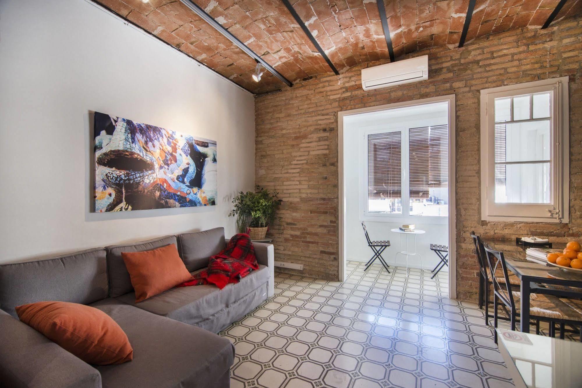 Apartamento Happy People Sagrada Familia St Pau Barcelona