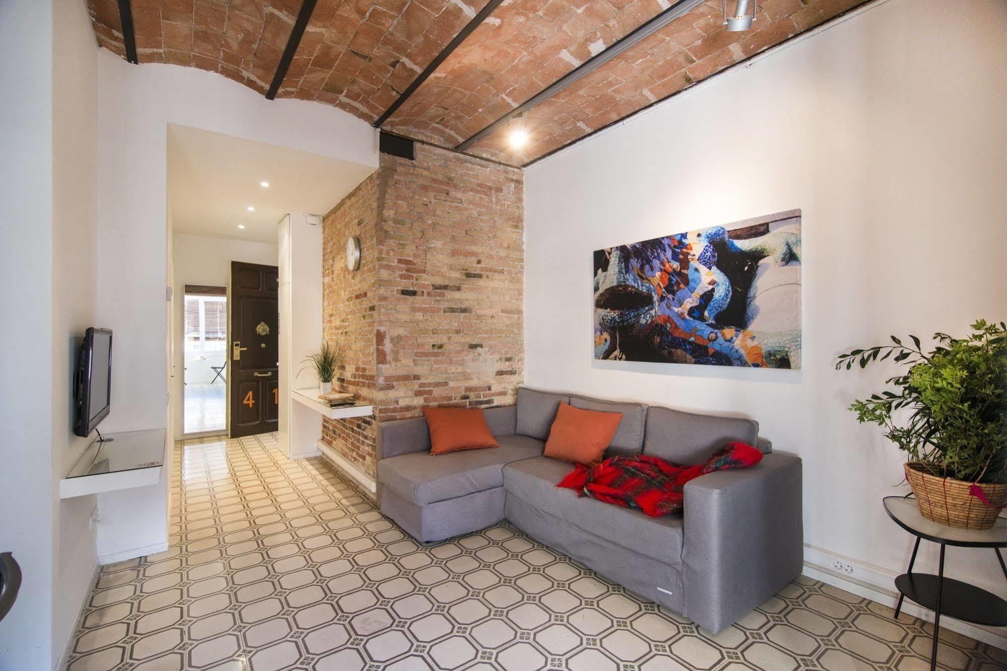 Apartamento Happy People Sagrada Familia St Pau Barcelona