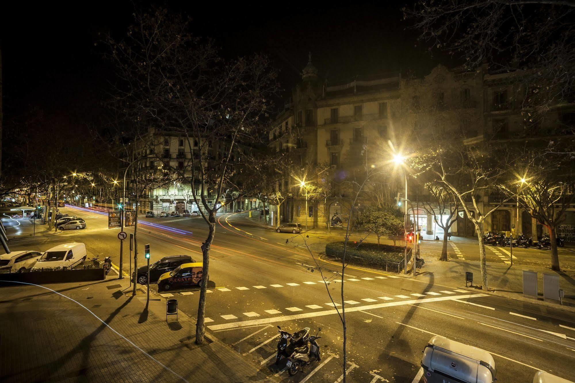 360 Borne Hostel *