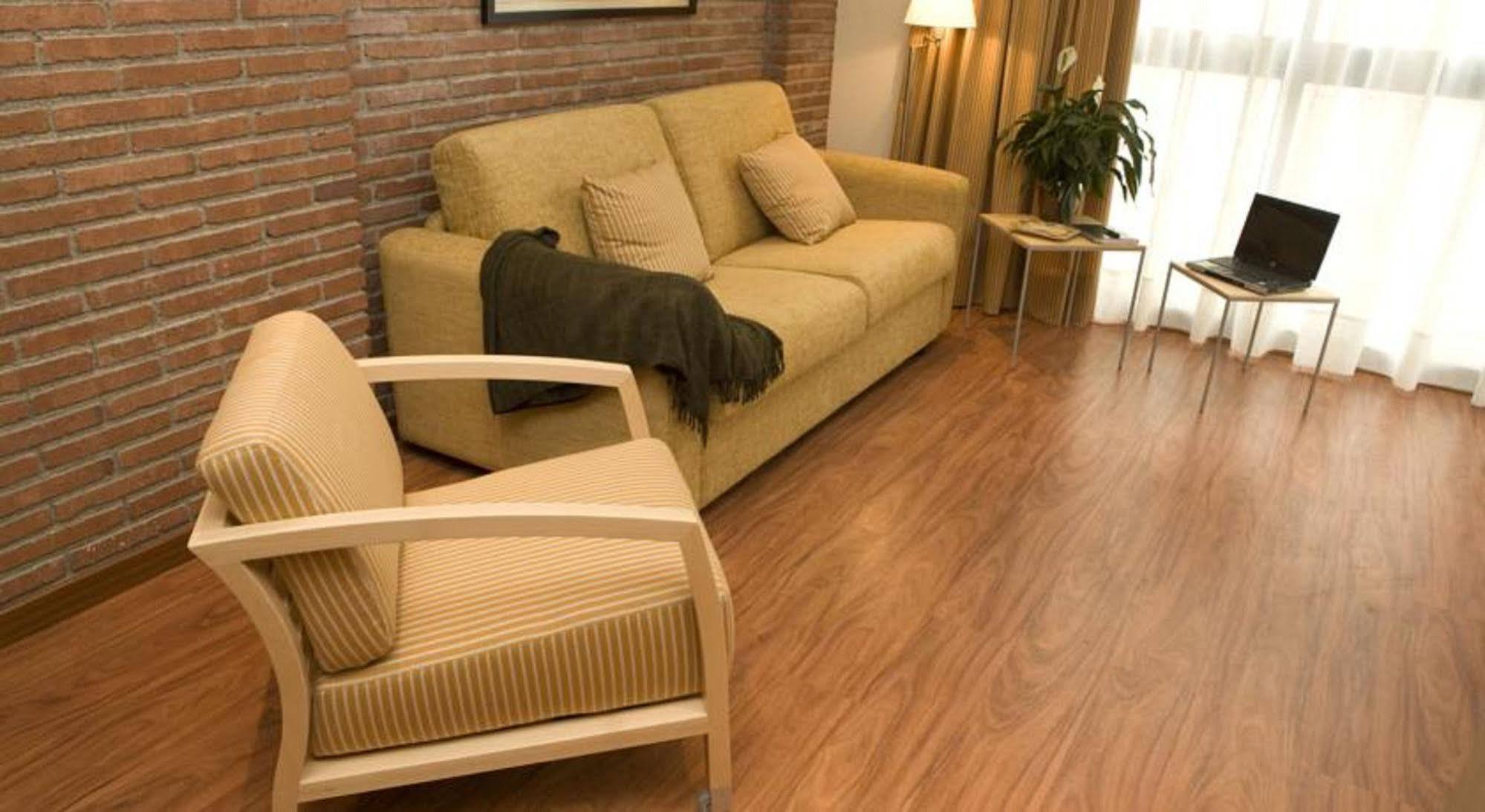 Serennia Cest Arc De Triomf Apartment *