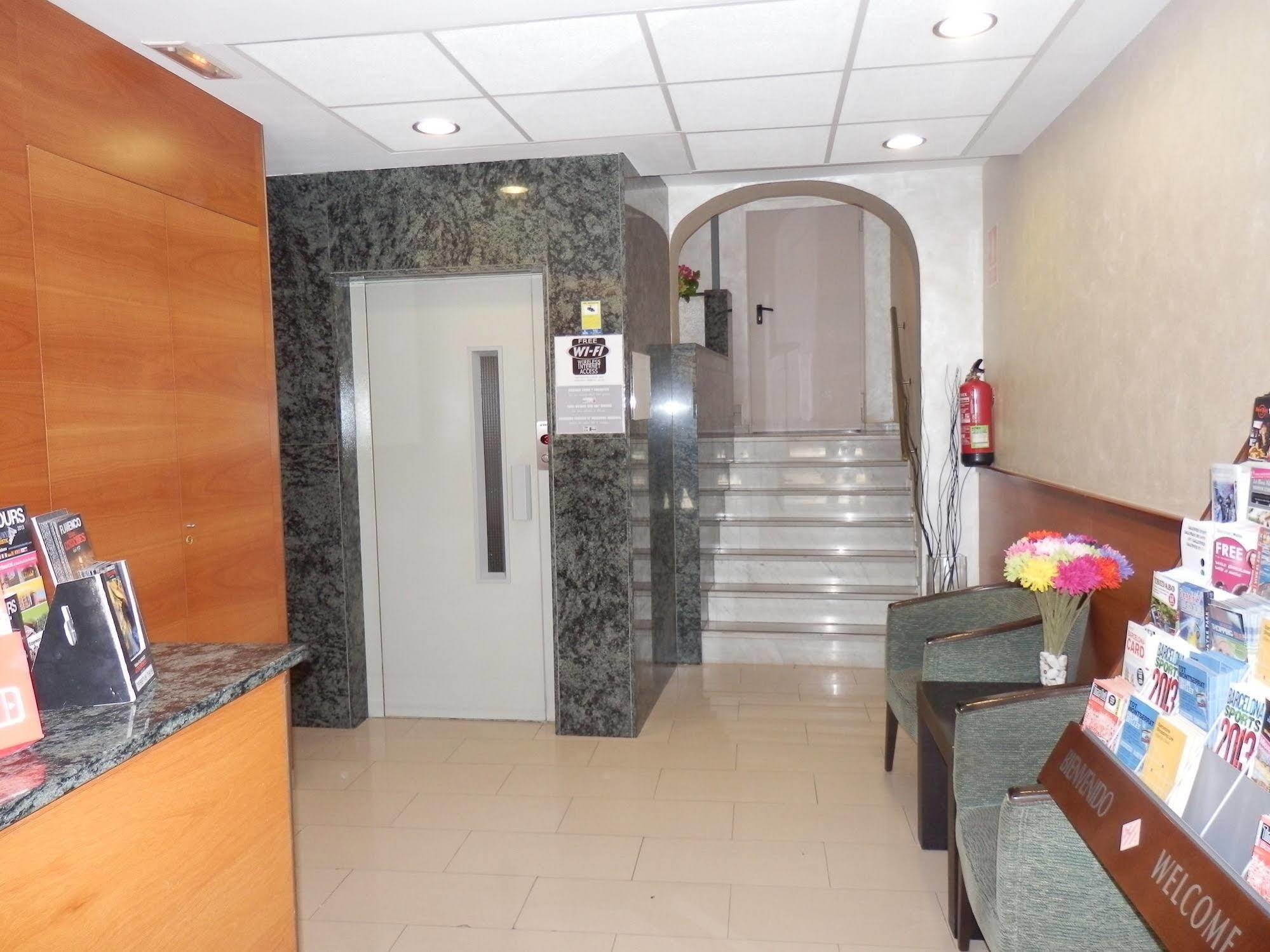 Catalunya Hotel 2*