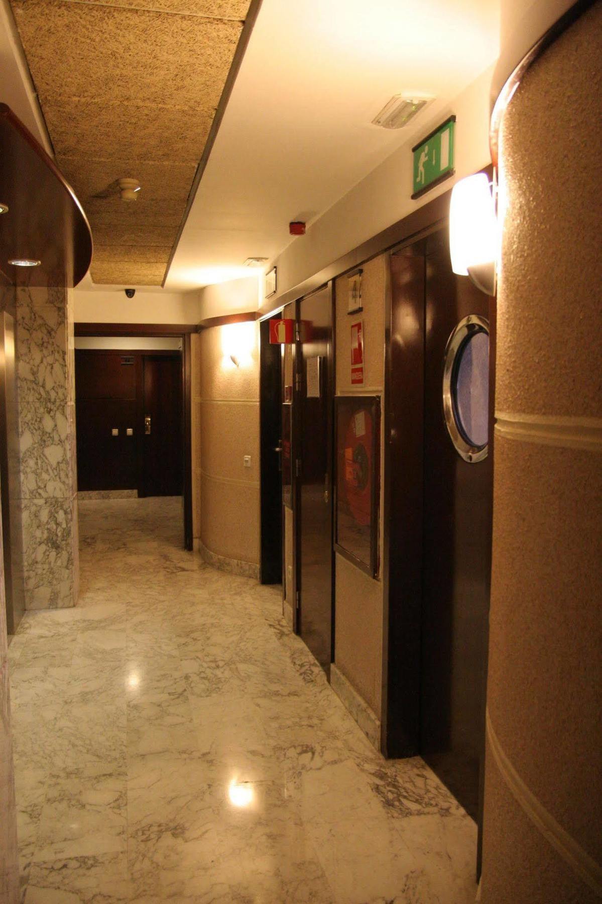 Napols - Abapart Apartahotel 2*