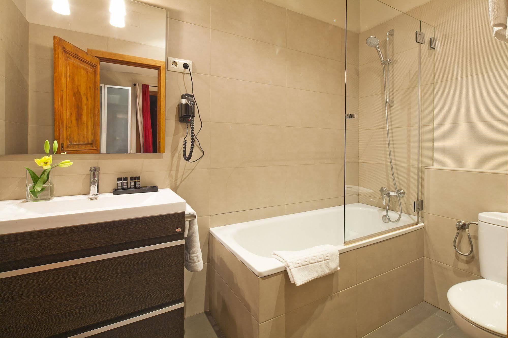 Aspasios Urquinaona Appartement