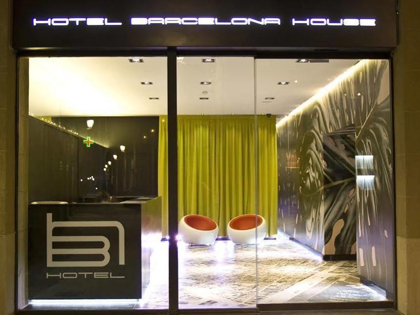 House 3*