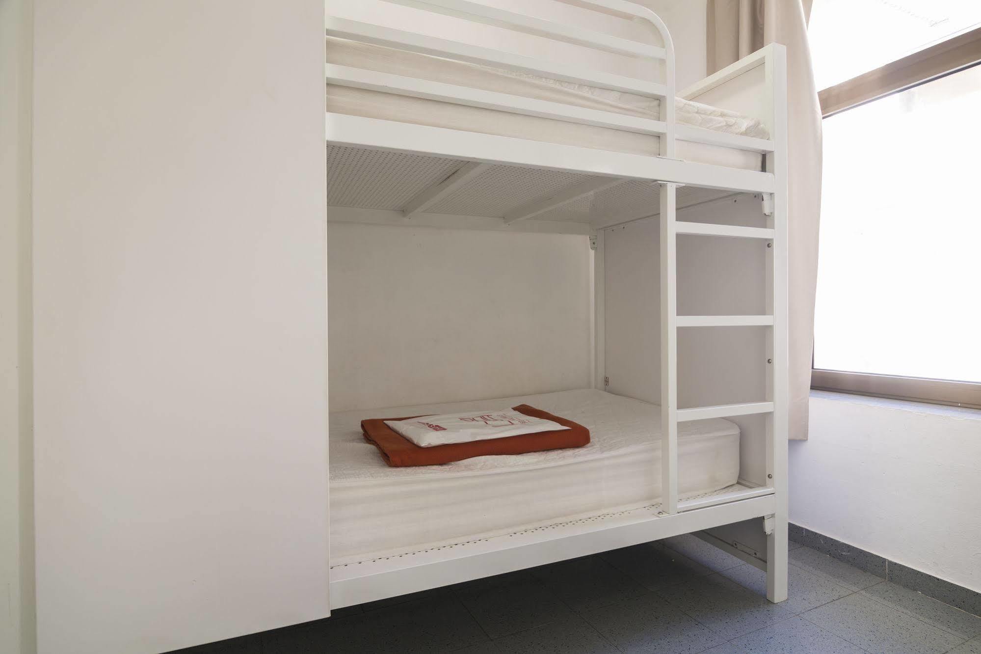 Factory Hostel Barcelona