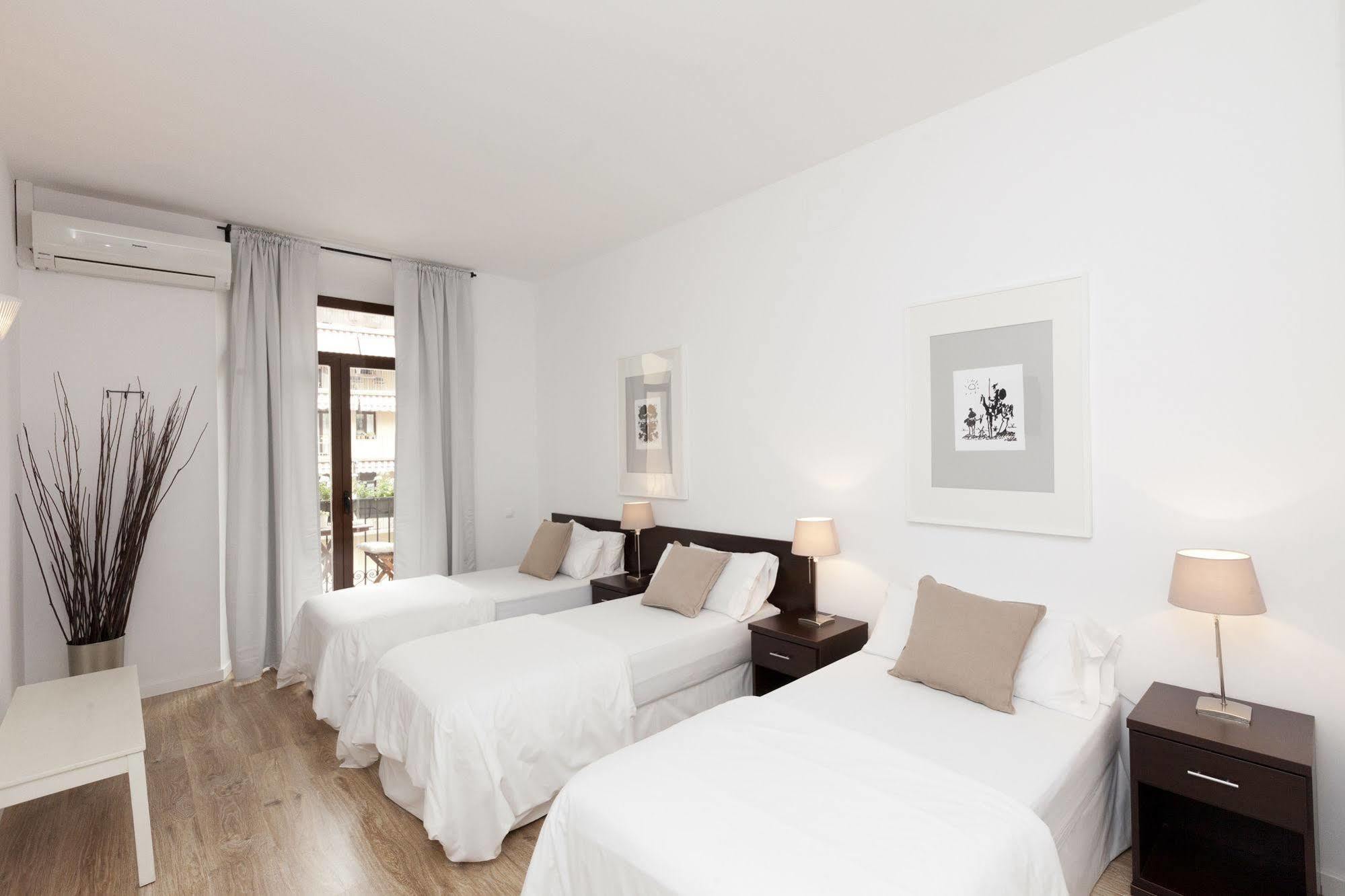 Happy Apartment *