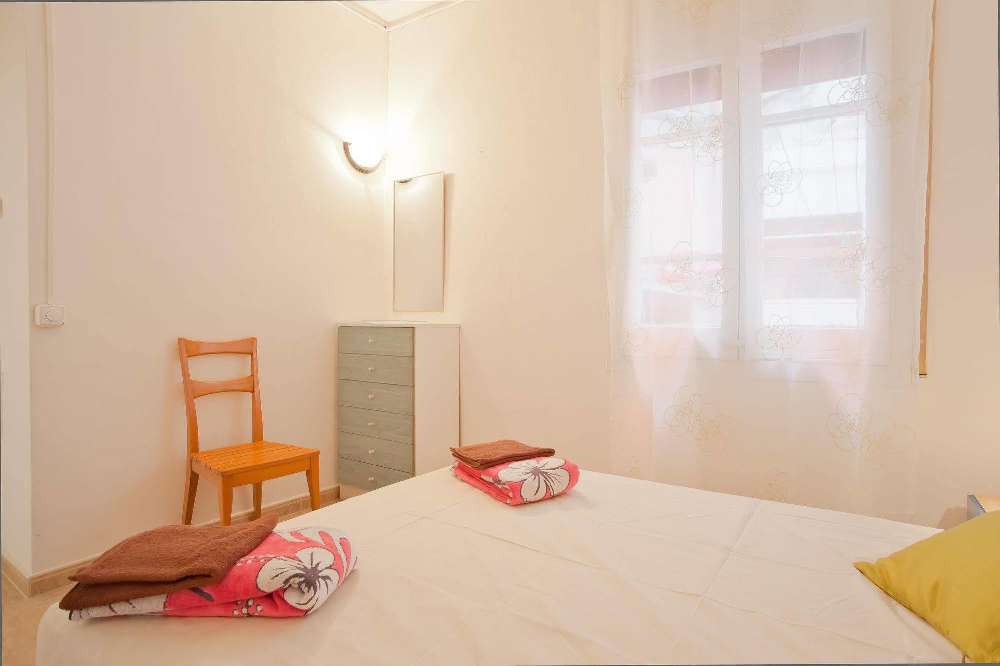 Apartamentos Tarradellas Sants Estacio Apartment Barcelona