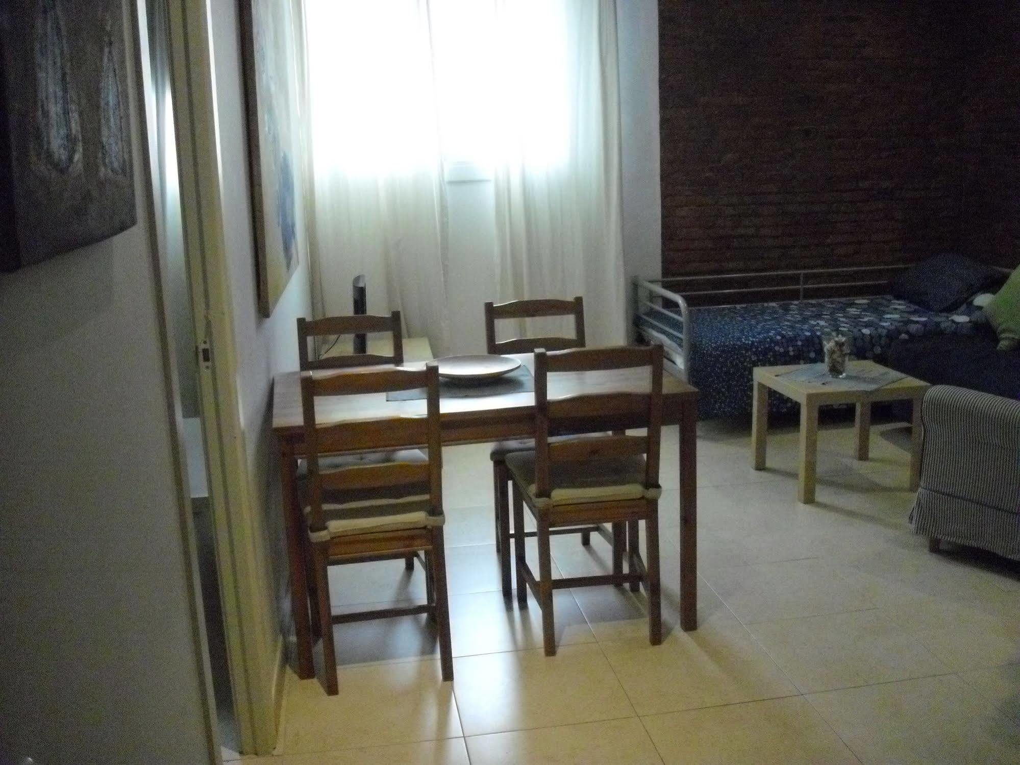 Travessera Parc Gueell Appartement *