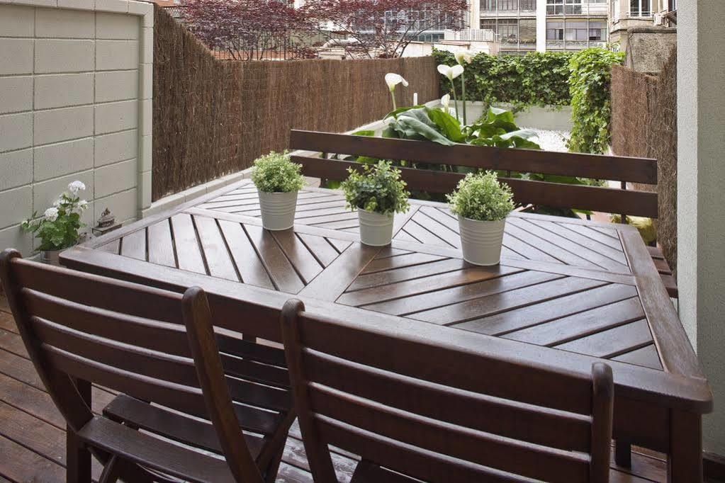 Flateli Urquinaona Apartment