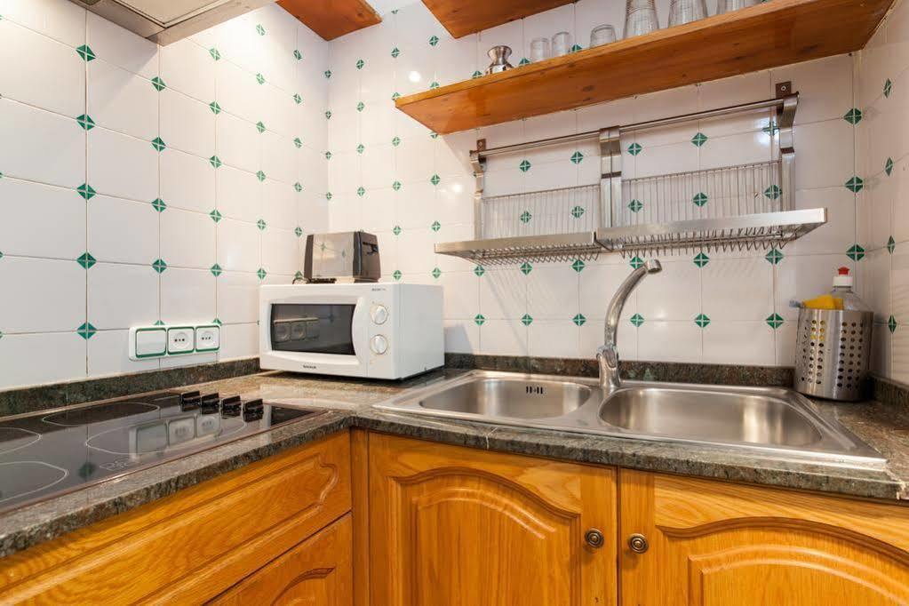 Flateli Borrell Appartement
