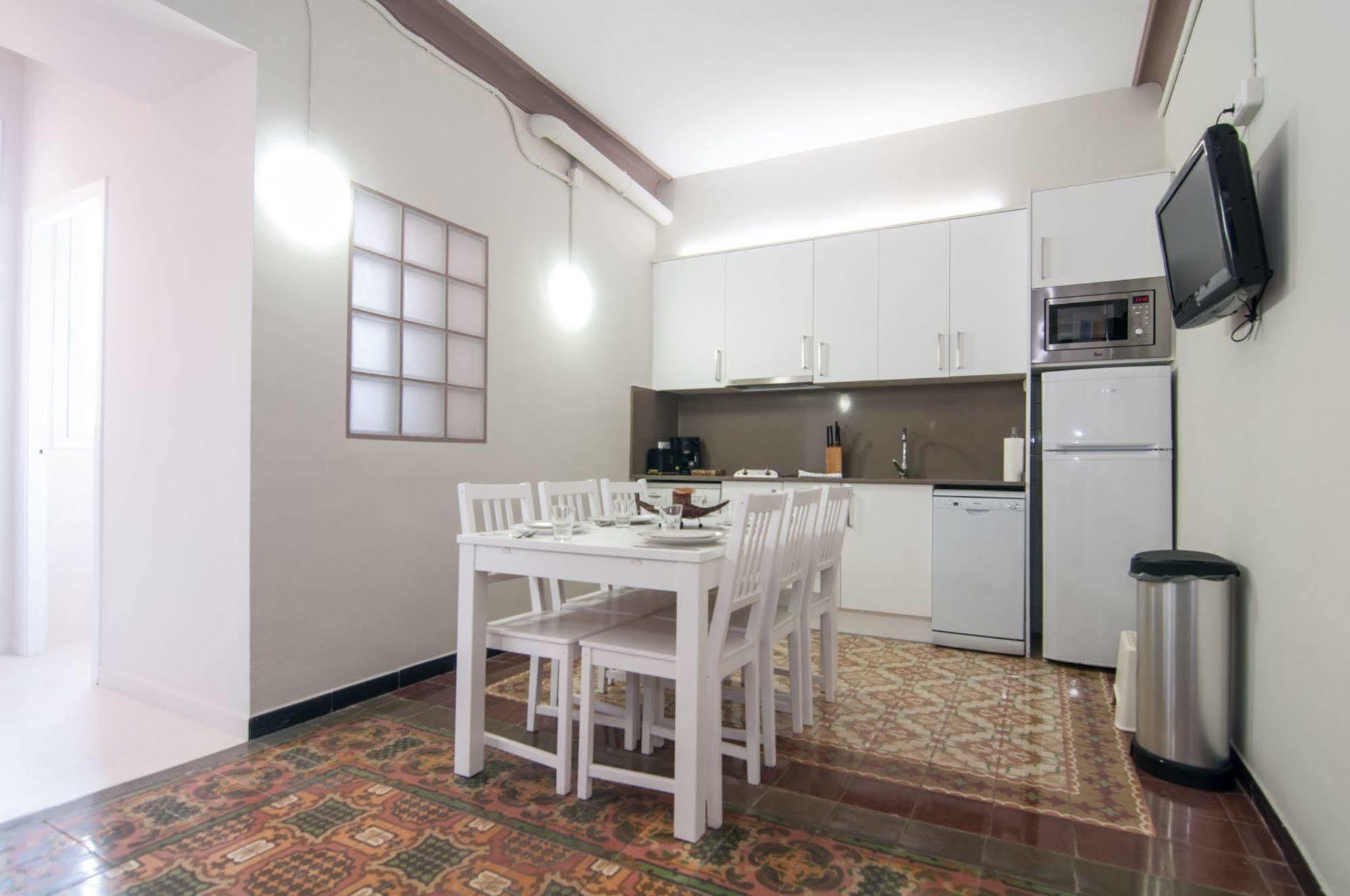 Bbarcelona Sagrada Familia Garden Apartment Barcelona