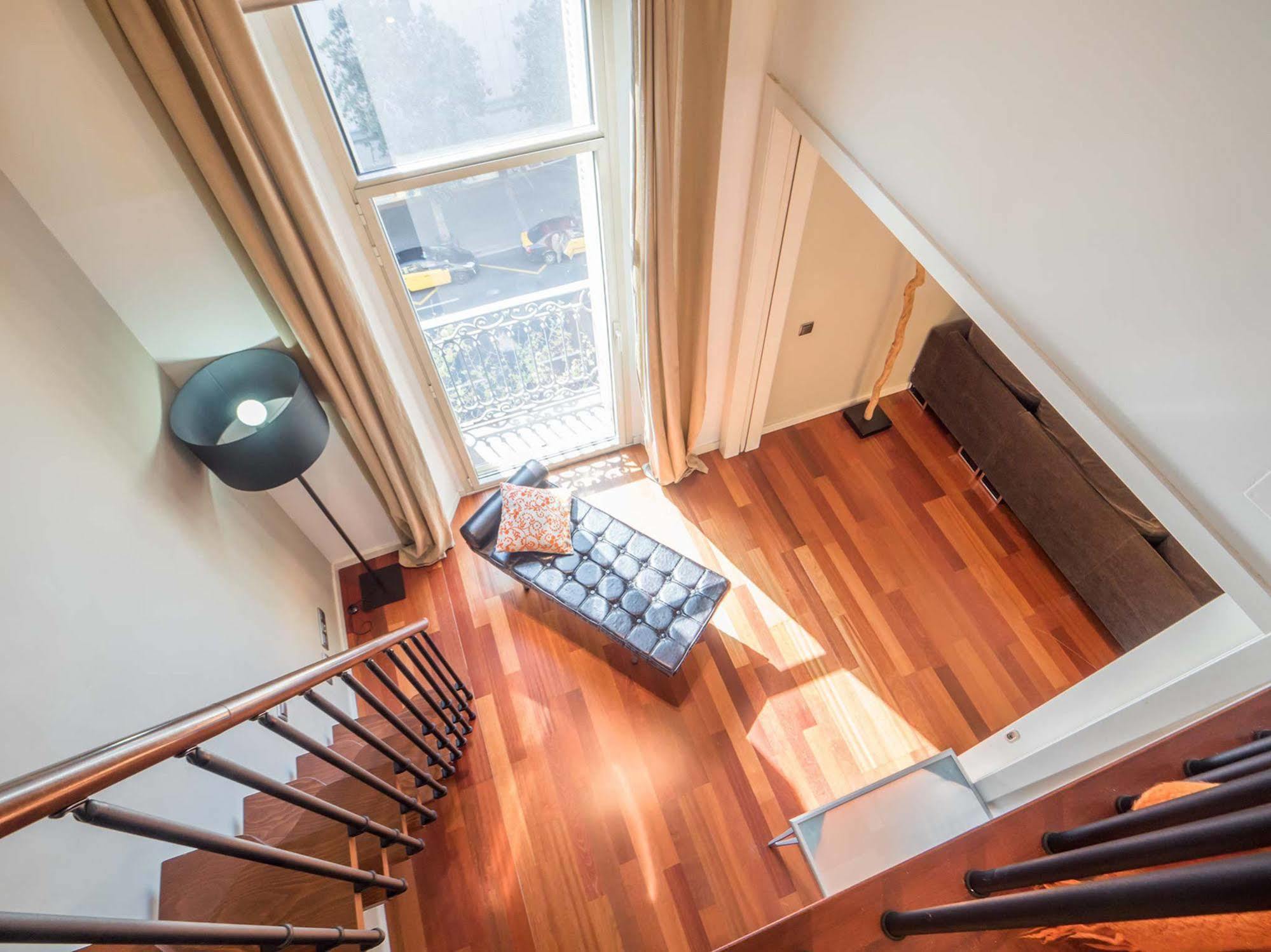 Rent Passeig De Gracia Hotel Barcelona