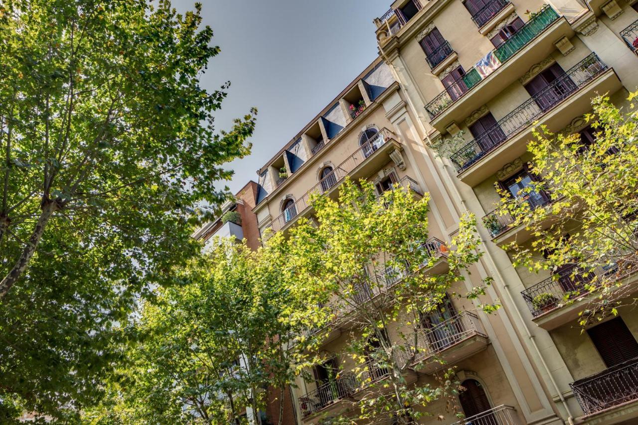 Renovated & Classic 3-bedroom Sagrada Familia Apt. Apartamento Barcelona
