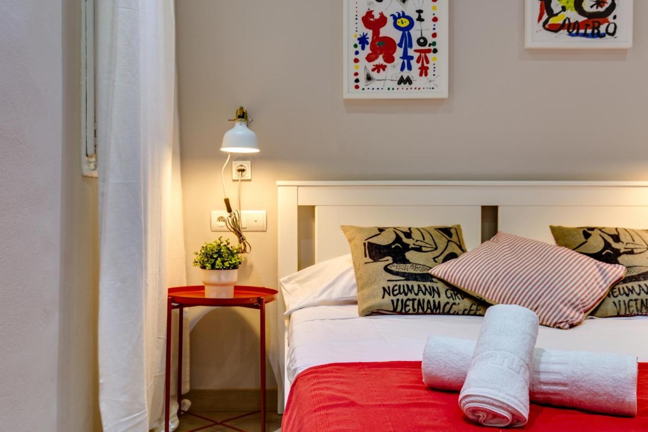 Apartamento Renovated & Classic 3-bedroom Sagrada Familia Apt.