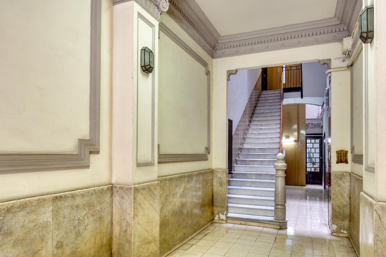 Renovated & Classic 3-bedroom Sagrada Familia Apt. Apartamento