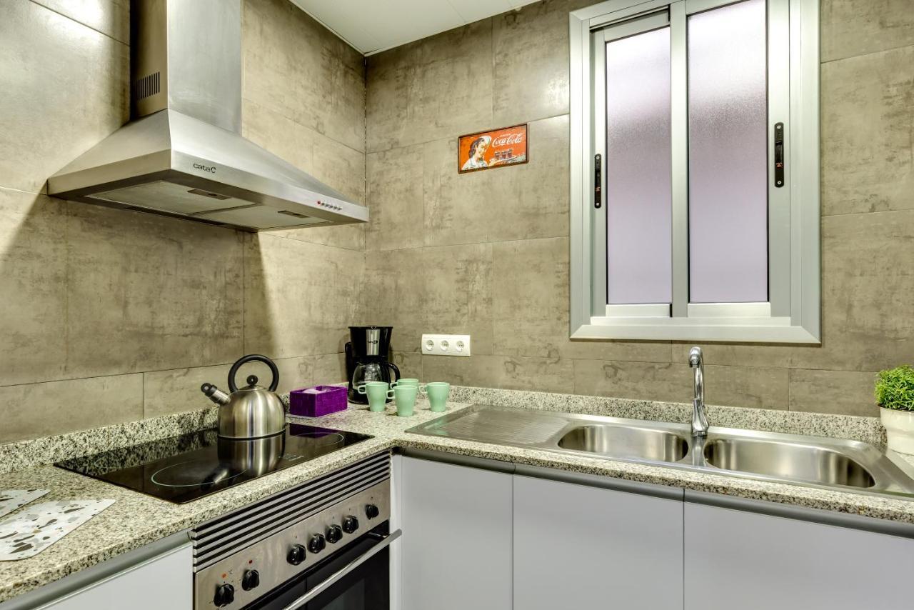 Apartamento Renovated & Classic 3-bedroom Sagrada Familia Apt. Barcelona